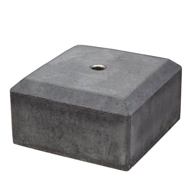 Betonpoer met stelplaat, laag model